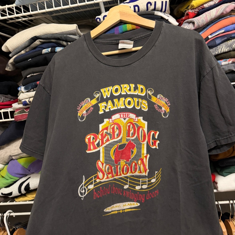 Vintage Red Dog Saloon T-Shirt Mens XL Black Graphic Tee Biker Beer Alaska - Picture 1 of 6